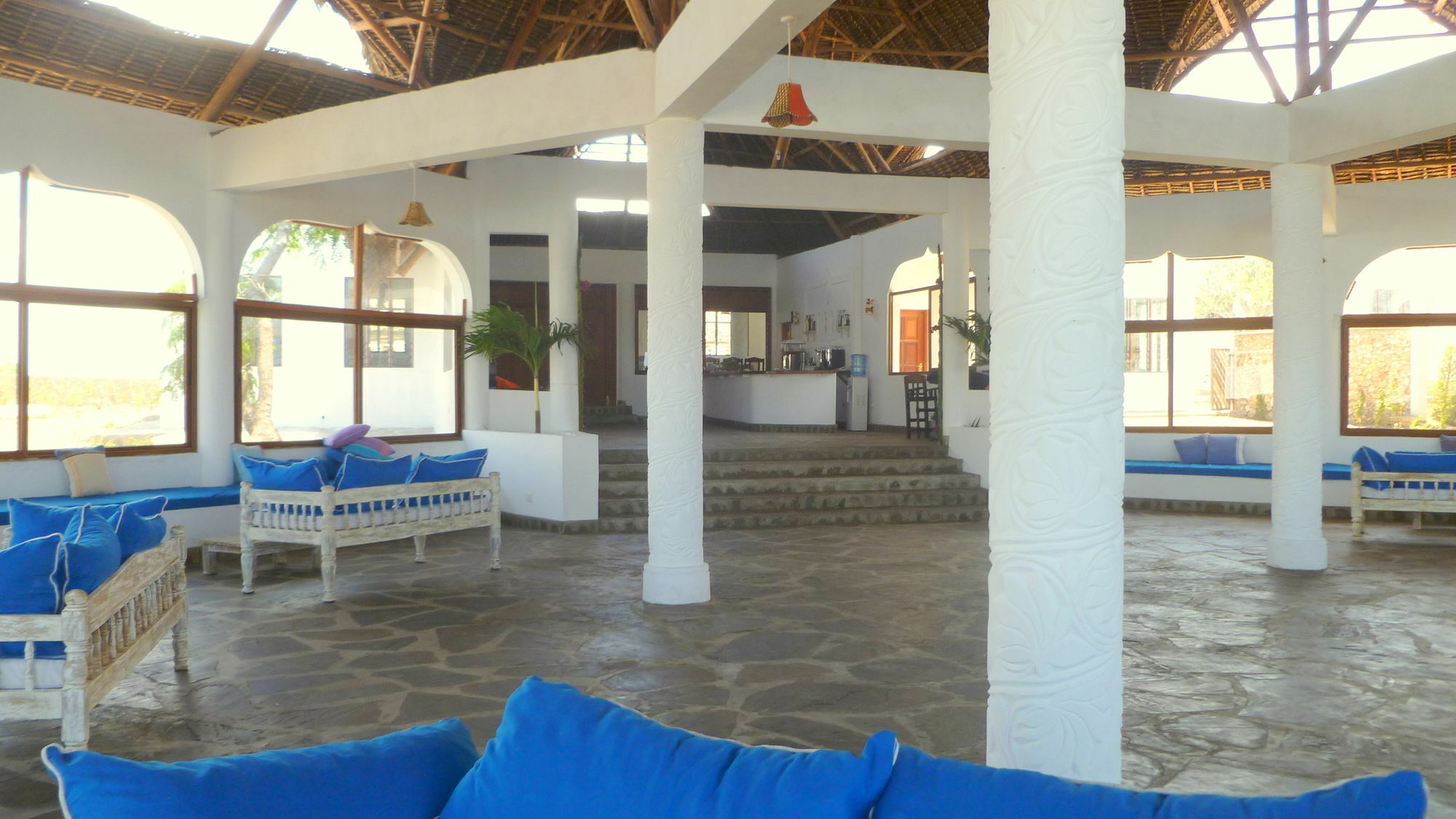 Jumbo Watamu Hotel Buitenkant foto
