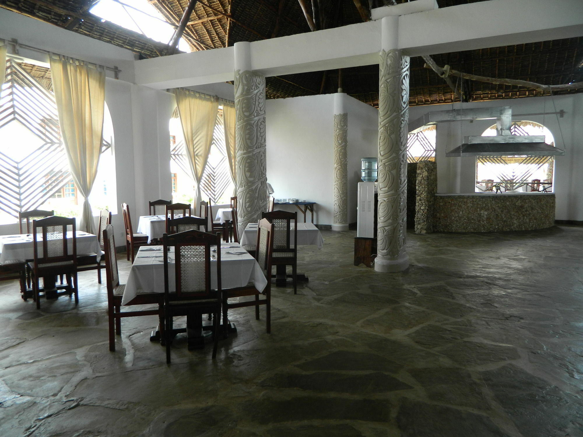 Jumbo Watamu Hotel Buitenkant foto