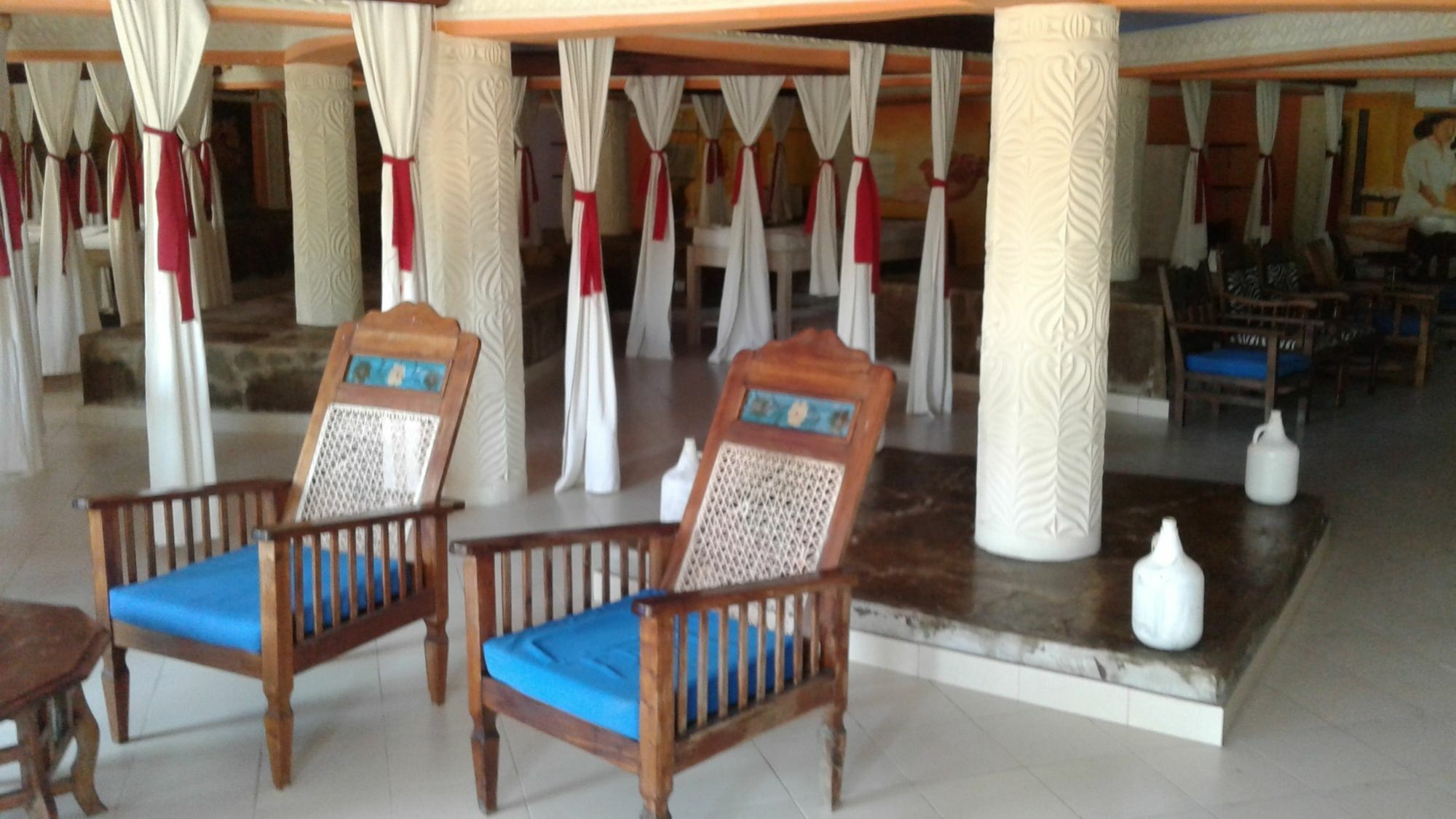 Jumbo Watamu Hotel Buitenkant foto
