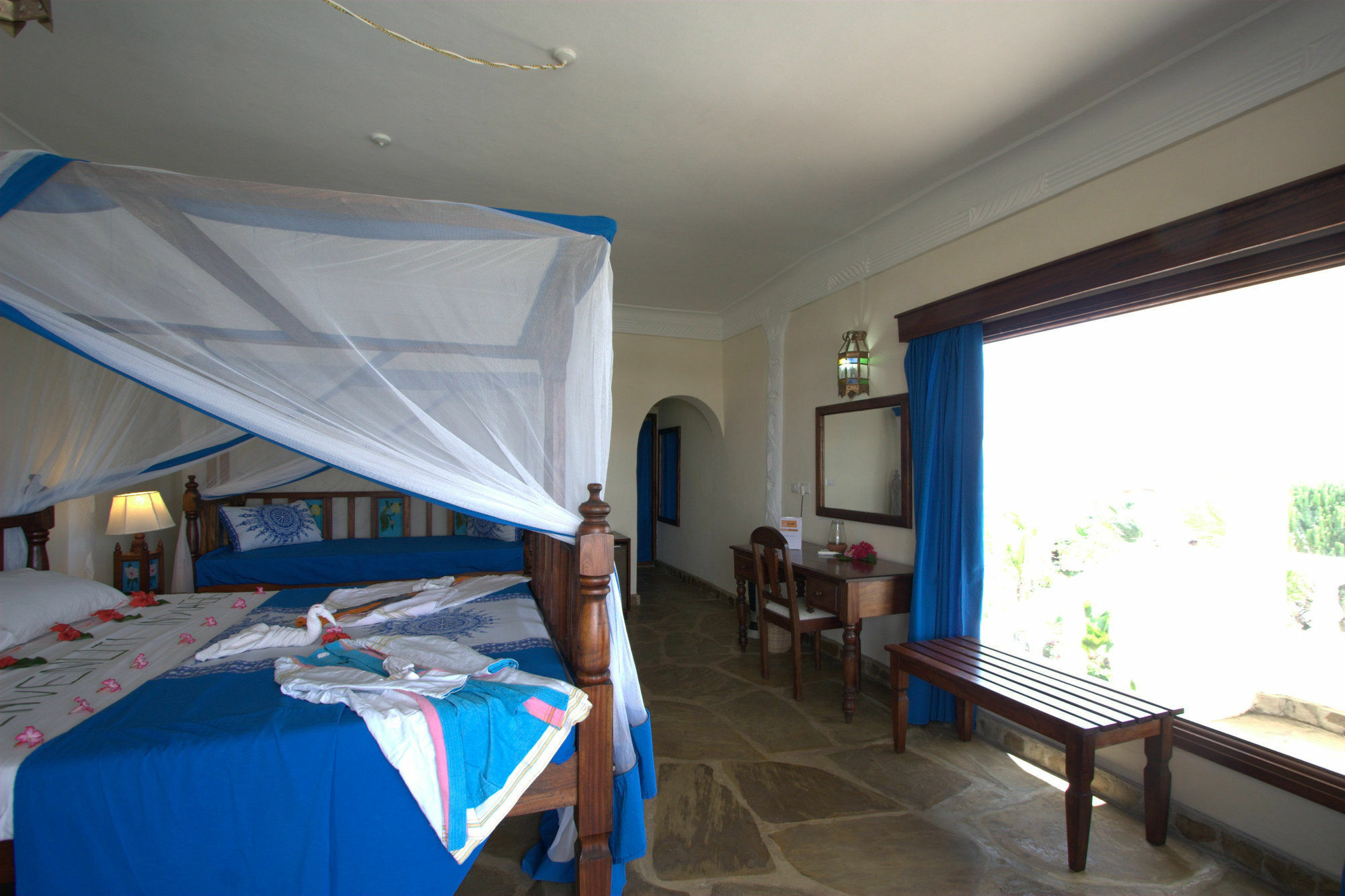 Jumbo Watamu Hotel Buitenkant foto